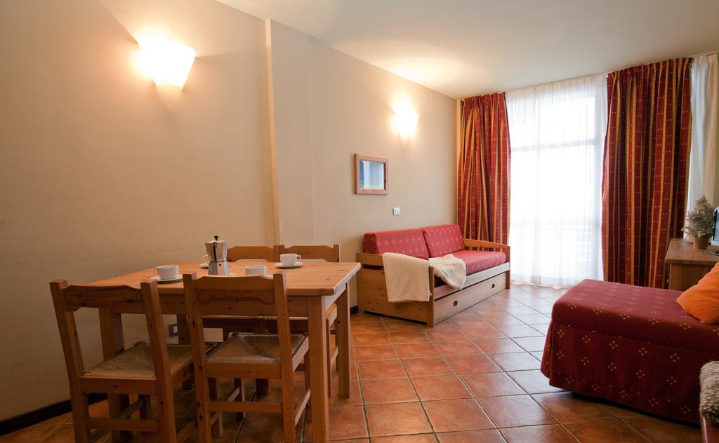 Residence Stalle Lunghe Prato Nevoso Eksteriør billede