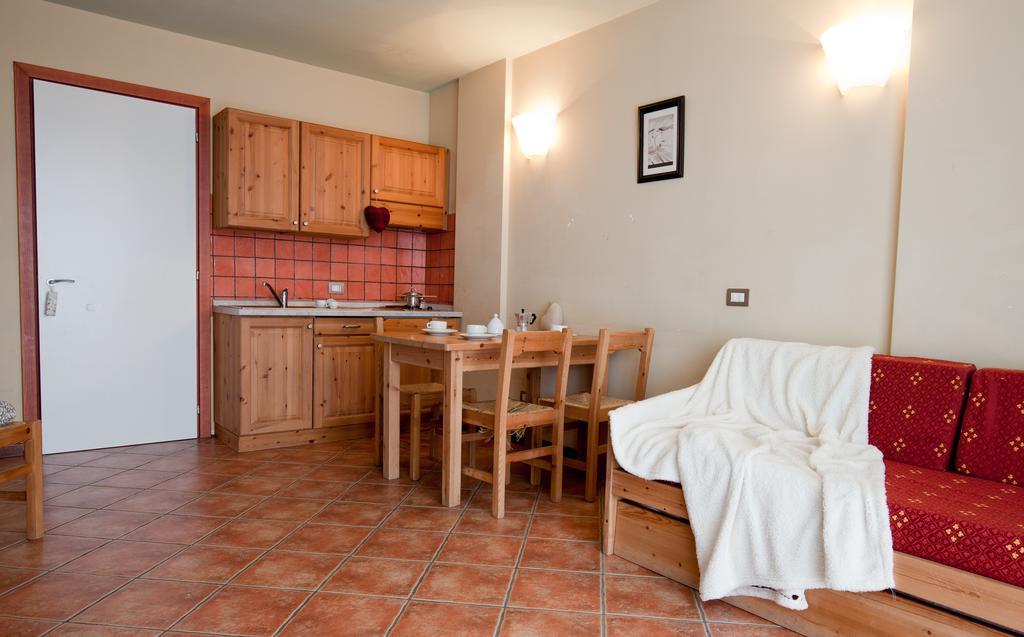Residence Stalle Lunghe Prato Nevoso Eksteriør billede